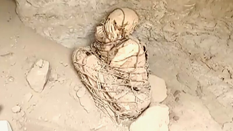 Researchers Find 800-year-old Mummy in Peru