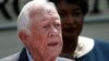 Operan a expresidente Jimmy Carter por fractura de cadera