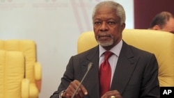 UN and Arab League envoy to Syria Kofi Annan , listens during meeting of Committee of Ministers of the Arab League to discuss situation in Syria, April 17, 2012. 