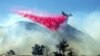 Según el Departamento de Bomberos del Condado de Ventura, el incendio arrasó más de 8,000 acres y destruyó al menos dos estructuras. 