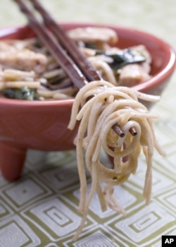 This Dec. 12, 2010 photo shows soba noodle stir-fry in Concord, New Hampshire, United States. (AP Photo/Larry Crowe)