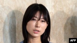 Ayaka Shiomura, anggota Dewan Kota Tokyo di Balai Kota Tokyo (19/6). 
