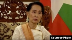 Pemimpin de facto Myanmar, Aung San Suu Kyi (foto: dok). 