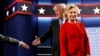 美总统候选人相互批评对方辩论中的表现