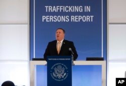 ລັດຖະມົນຕີຕ່າງປະເທດ ສະຫະລັດ ທ່ານໄມຄ໌ ພອມພຽວ