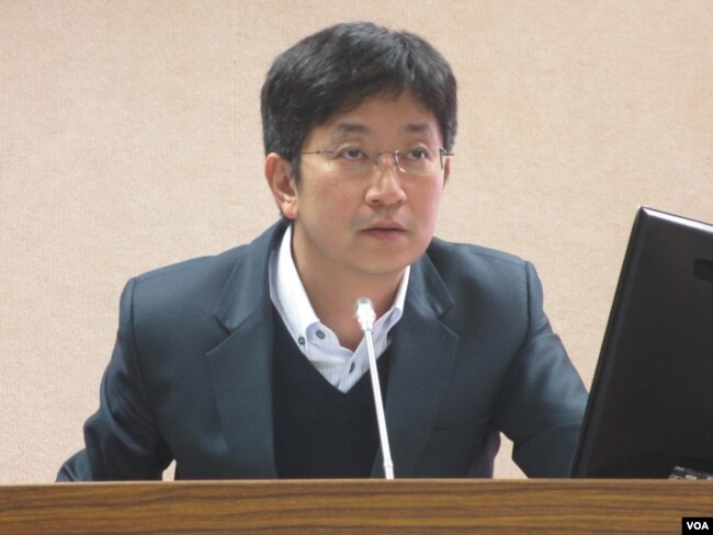 台灣執政黨民進黨立委蔡適應(美國之音張永泰拍攝)
