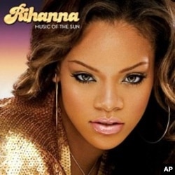 蓝调的女歌手Rihanna