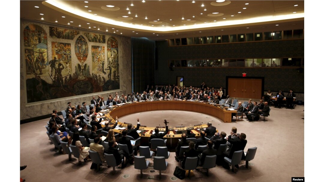The United Nations Security Council votes to approve a resolution at the U.N. headquarters in New York, July 20, 2015.