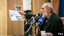 حسین شریعتمداری، نماینده رهبری در روزنامه کیهان