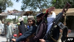 افغان حکومت اوطالبانو تراوسه په رسمي توګه د اوربند غځیدو په تړاو څه نه دي ویلي خوحکومت داوربند غځیدو ته تمه ښودلې او طالبانو ویلي هڅه کیږي چې له اوربند وروسته ترتاوتریخوالۍ کم شي