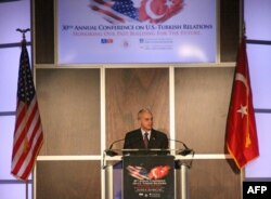 Amerika'nın Ankara Büyükelçisi Francis J. Ricciardone