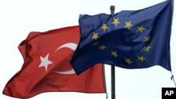 Lüksemburg'da toplanan Avrupa Birliği Genel İşler Konseyi'nden, Türkiye'yle yeni bir müzakere başlığı açılması için onay çıktı.