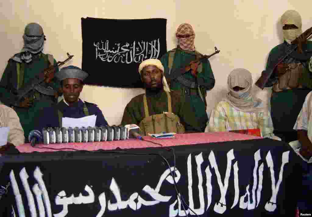 Somalia&#39;s Islamist jihadists emerged as merchants in the illegal trade of elephant ivory from the Horn of Africa, according to undercover investigators. Surrounded by well-armed bodyguards for a 2008 press conference, spokesman Sheik Muktar Robow Abu Mansur vowed increased attacks against a struggling goverment force and its foreign supporters. &nbsp;