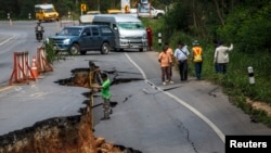 Widespread Damage in Thailand Earthquake