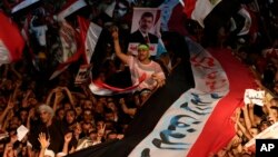 Pristalice svrgnutog predsednika Mohameda Morsija tokom protesta u kairskoj četvrti Nasr Siti