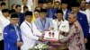 Prabowo Subianto dan Sandiaga Uno disertai partai-partai pendukungnya melakukan pendaftaran sebagai pasangan Capres-Cawapres ke kantor KPU, Jakarta 10 Agustus lalu. 