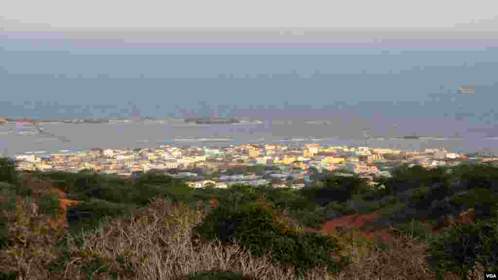 Les forces de l&#39;Union africaine ont lancé des opérations qui se sont soldées par la reprise du port de Barawe que tenaient les combattants Al Shabab, dans la région de Basse-Shabelle en Somalie, le 5 Octobre. AMISOM Photo / Tobin Jones 