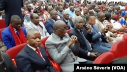 Les participants aux universités de la majorité présidentielle à Brazzaville, Congo, le 30 avril 2019. (VOA/Arsène Séverin)