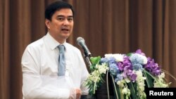 Mantan PM Thailand Abhisit Vejjajiva dibebaskan dari tuduhan pembunuhan terkait kekerasan tahun 2010 (foto: dok).