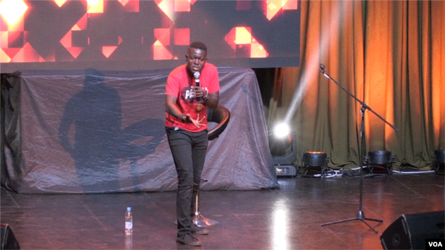 Thirty-two-year-old comedian Victor Tinashe Mpofu, known as Doc Vikela on stage, says humor helps people cope with stress . Dec. 23, 2018 (C. Mavhunga for VOA)