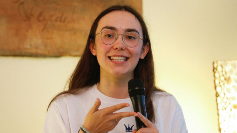 Teen Pilot Takes Step Closer to Circling the Globe