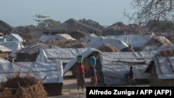 Moçambique, campo de deslocados 