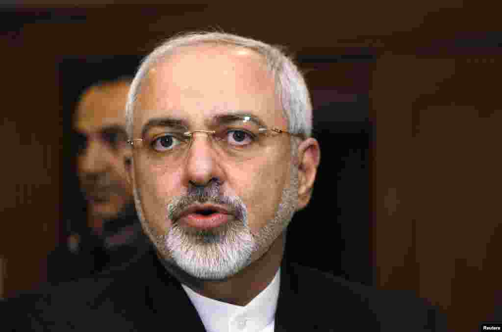 Iranian Foreign Minister Mohammad Javad Zarif reacts as he talks with reporters before meeting with U.S. Secretary of State John Kerry saying that his meeting with Kerry is important to see if progress could be made in narrowing differences on his country&#39;s disputed nuclear program, in Geneva, Jan. 14, 2015.
