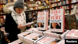 Le livre polémique Fire and Fury dans une librairie à New York, le 5 janvier 2018.