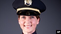 Oficial Betty Shelby, acusada por la muerte de un hombre negro desarmado en un incidente en Tulsa, Oklahoma.