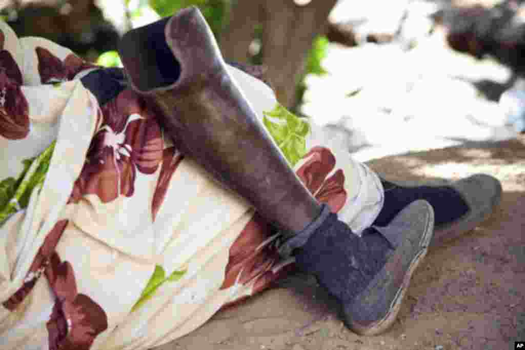 The artificial leg of a member is seen at the center for the Sudanese Association for Disabled People in El Fasher November 17, 2011. The International Day of Persons with Disabilities is observed on December 3. Picture taken November 17, 2011. REUTERS/UN