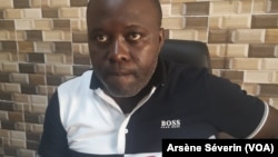 L'universitaire Vivien Manangou affirme que l'appel de Yhombi, à Brazzaville, le 11 décembre 2019. (VOA/Arsène Séverin)