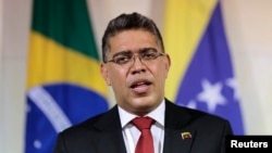 El canciller de Venezuela, Elías Jaua, dijo que su país se plantea normalizar las relaciones con Estados Unidos.