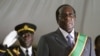 آقای موگابه در یک هفته اخیر از سوی ارتش و هم حزبی های خود تحت فشار بود. 