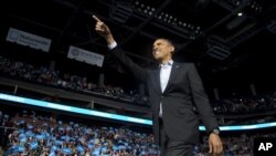 Presiden Barack Obama saat berkampanye di Columbus, Ohio. (Foto: AP)