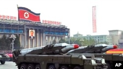 군사행진에 등장한 북한의 BM-25 미사일