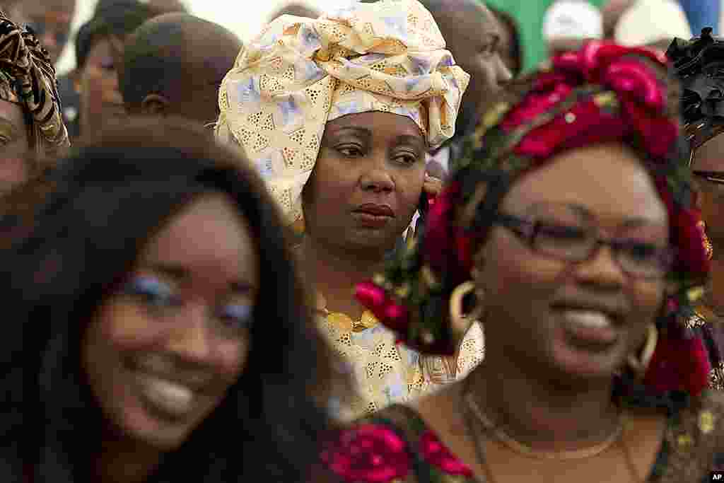 La joie sur les visages à la cérémonie d'investiture du président Sall