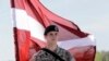 Латвия объявила режим ЧС на границе с Россией из-за мобилизации