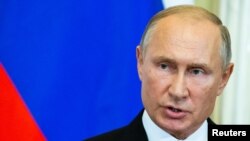 El presidente de Rusia, Vladimir Putin, alivió las tensiones por el derribo de un avión ruso frente a la costa de Siria, por el que indirectamente Moscú había culpado a Israel. Foto Reuters del 18 de septiembre de 2018.