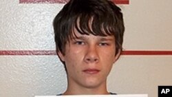 Grant Alan Acord, de 17 años, fue acusado de 19 cargos relacionados al terrorismo. 