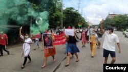 ရန်ကုန်က အမျိုးသမီးတွေဦးဆောင်တဲ့ ဆန္ဒပြပွဲ (ဓာတ်ပုံ - CJ)