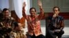 Mahfud MD saat namanya diumumkan sebagai Menteri Koordinator bidang Politik, Hukum, dan HAM oleh Presiden Joko Widodo, di Istana Kepresidenan, 23 Oktober 2019. (Foto: Reuters)