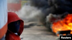 Ayiti : Yon peyi k a boule e k ap antre chak jou plis nan fènwa ensekirite.
