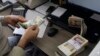 مدیر اجرایی سوئیفت: دسترسی چند بانک ایرانی به سوئیفت قطع می شود