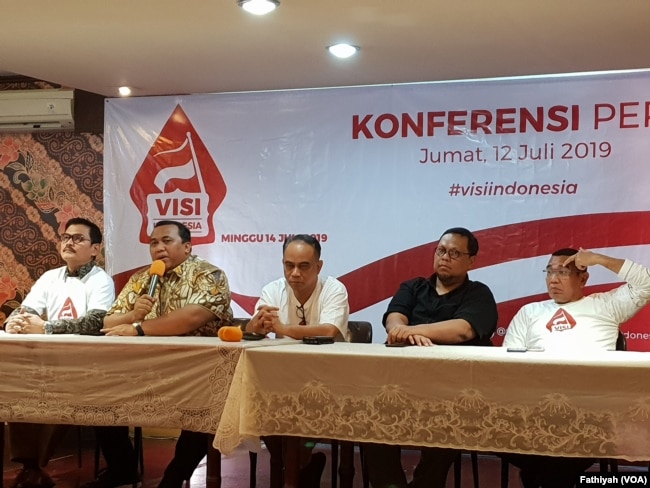 Jumpa pers mengenai acara dengan judul VISI Indonesia di Batik Kuring, Jakarta, Jumat, 12 Juli 2019. (Foto: VOA/Fathiyah)