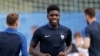 Samuel Umtiti lors d'un entraînement à Clairefontaine, France, le 29 juin 2016