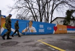 Mural Novak Djokovic di Belgrade, Serbia, 6 Januari 2022.