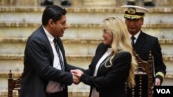 La presidente interina de Bolivia, Jeanine Áñez, anunció la formación de una comisión interinstitucional para la defensa de las víctimas por razones políticas o ideológicas. 