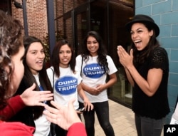 Actress Rosario Dawson attends the mitu Presents: The National T.A.C.O Challenge Latino voter registration event at La Plaza de Culturas y Artes on May 7, 2016 in Los Angeles.