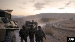 Fransız Ordusu Afganistan’daki Operasyonlarını Askıya Aldı