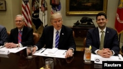 President Donald Trump hosts a lunch with Senate Majority Leader Mitch McConnell (L) and Speaker of the House Paul Ryan (R) at the White House in Washington, March 1, 2017. Intent on repealing health care changes introduced under former president Barack Obama, Republicans have yet to agree on a workable replacement plan.